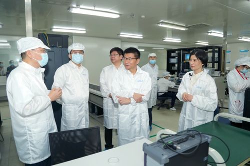 武汉网锐顺利通过国家通信光器件产品质检中心筹建论证会